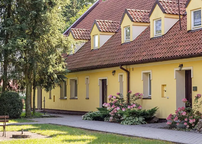 Osrodek Szkoleniowo - Noclegowy Chojnik *